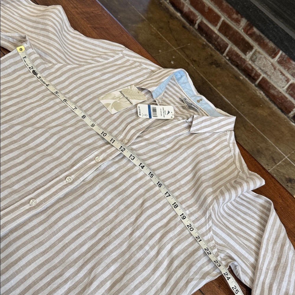 Women’s Tommy Bahama Linen Cabana Stripe Long Sleeve Shirt - Picture 6 of 10